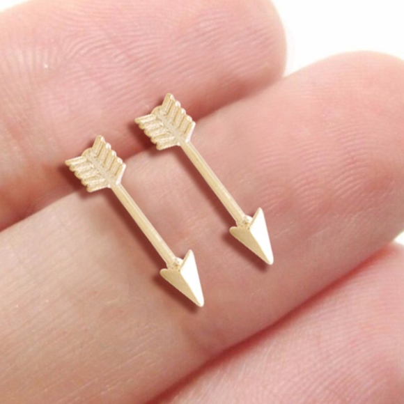 Dainty Gold Arrow Stud Earrings - Picture 2 of 6